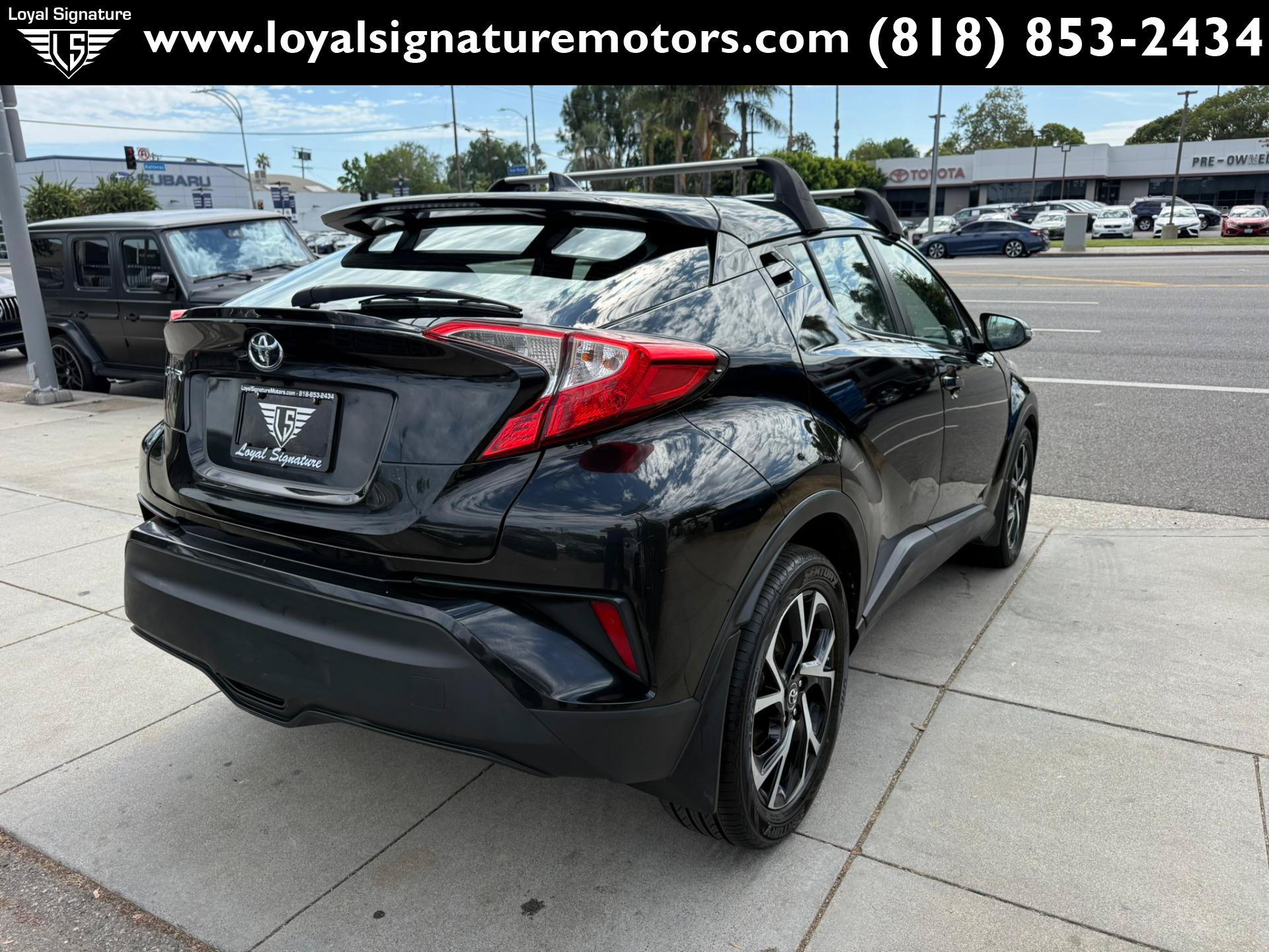 Used 2018 Toyota C-HR XLE FWD image 7