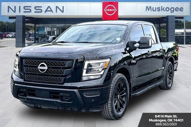 Used 2024 Nissan Titan SV w/ SV Convenience Package AWD/4WD image 3