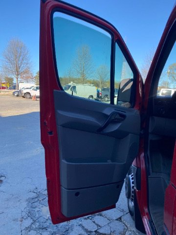 Used 2016 Mercedes-Benz Sprinter 3500 image 17