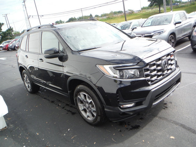 Used 2023 Honda Passport TrailSport image 7