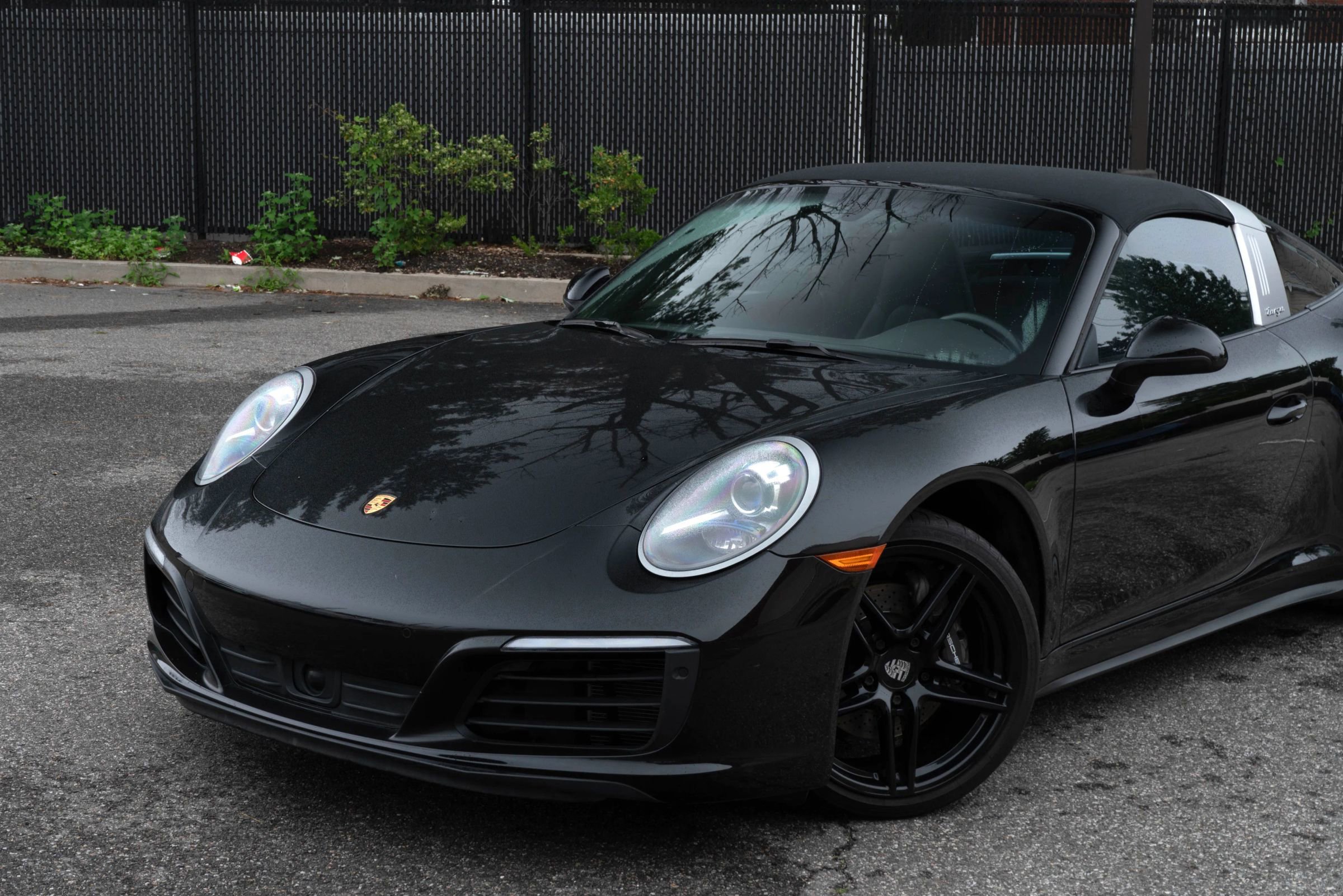 Used 2018 Porsche 911 Targa 4 image 11