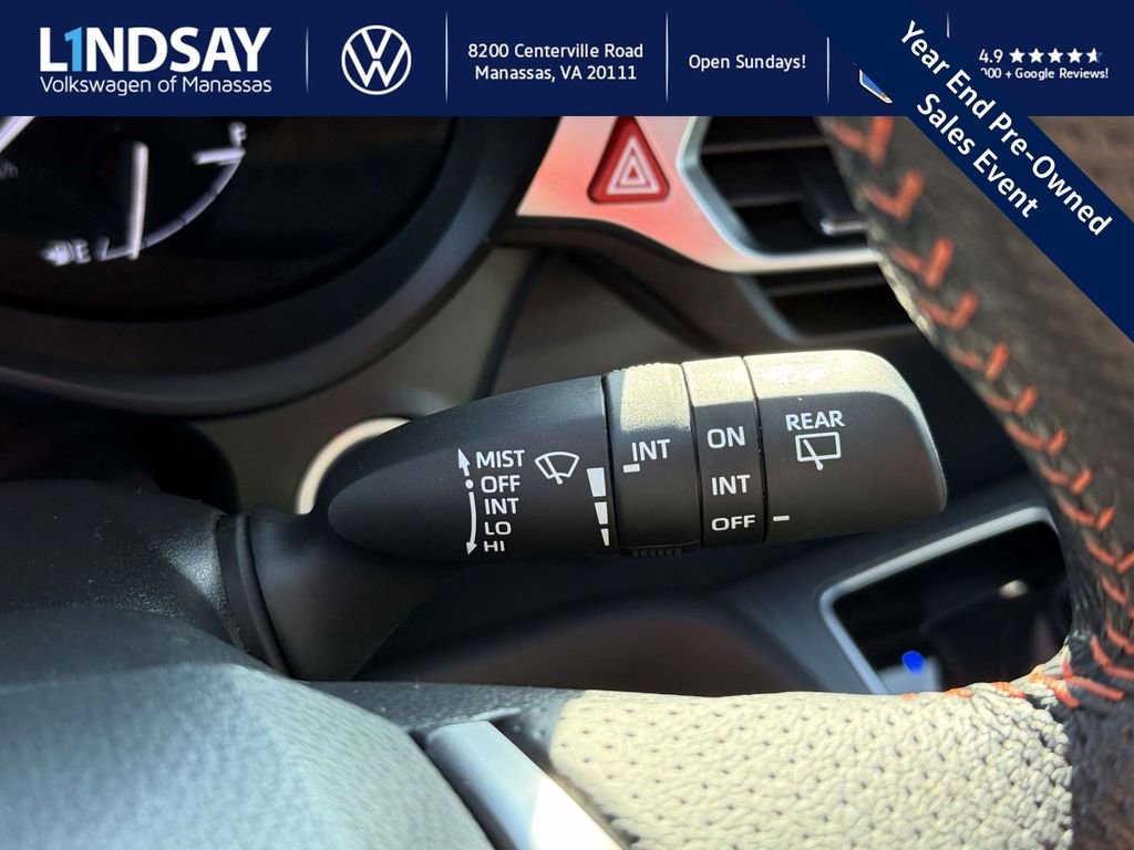 Used 2021 Toyota Sienna XSE image 21