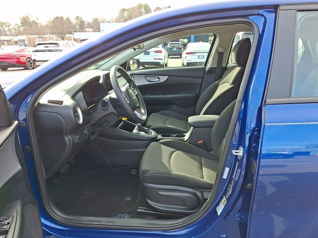 Used 2024 Kia Forte LXS image 16
