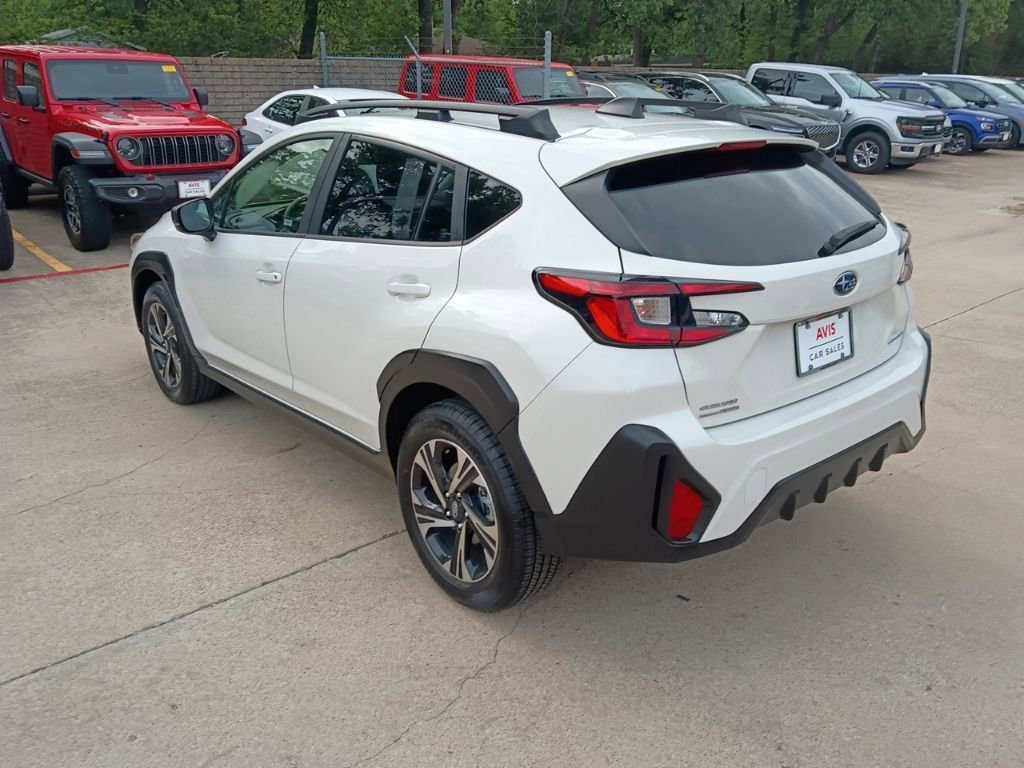 Used 2025 Subaru Crosstrek 2.0i Premium image 12