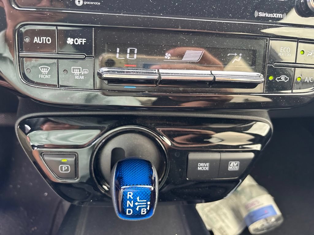 Used 2022 Toyota Prius LE FWD image 23