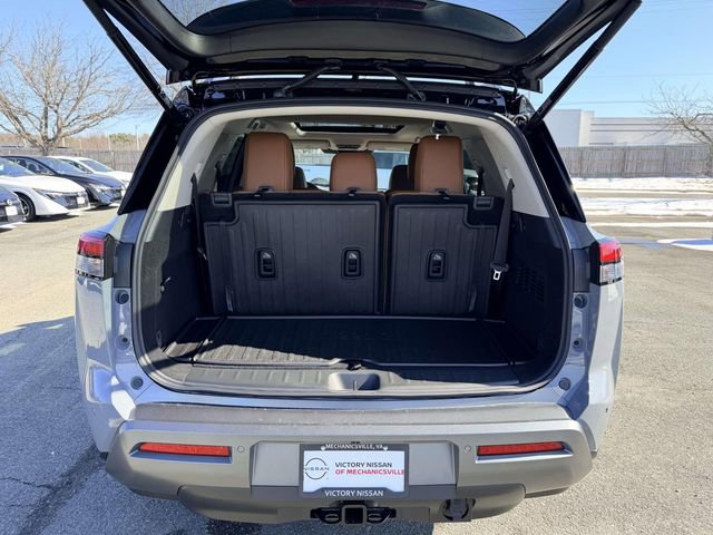 New 2026 Nissan Pathfinder Platinum image 12