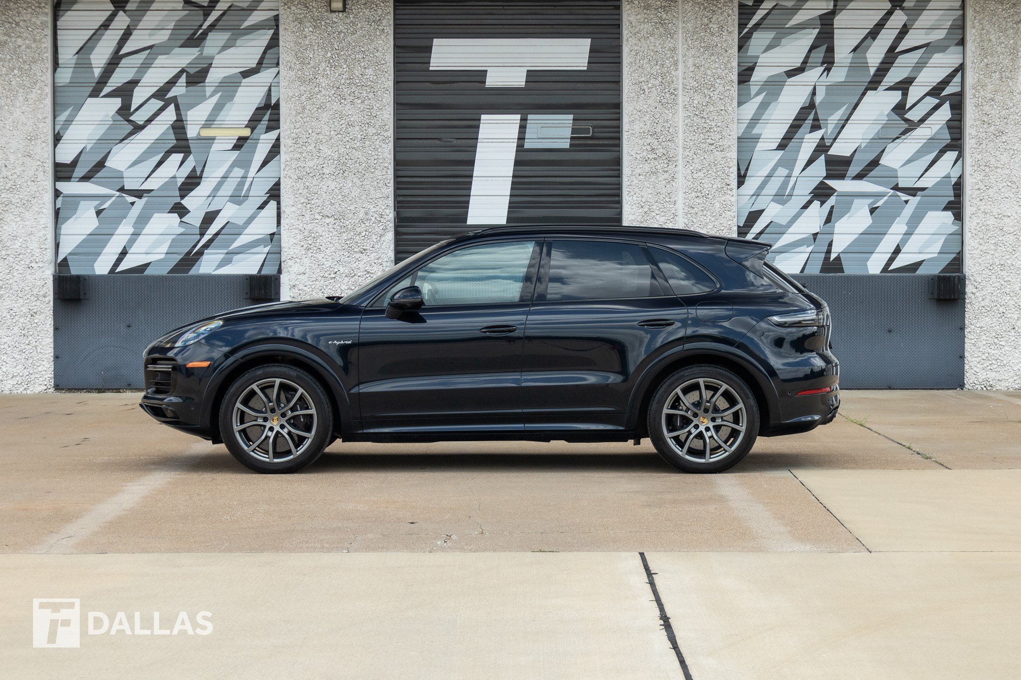 Used 2023 Porsche Cayenne Turbo S AWD/4WD image 7