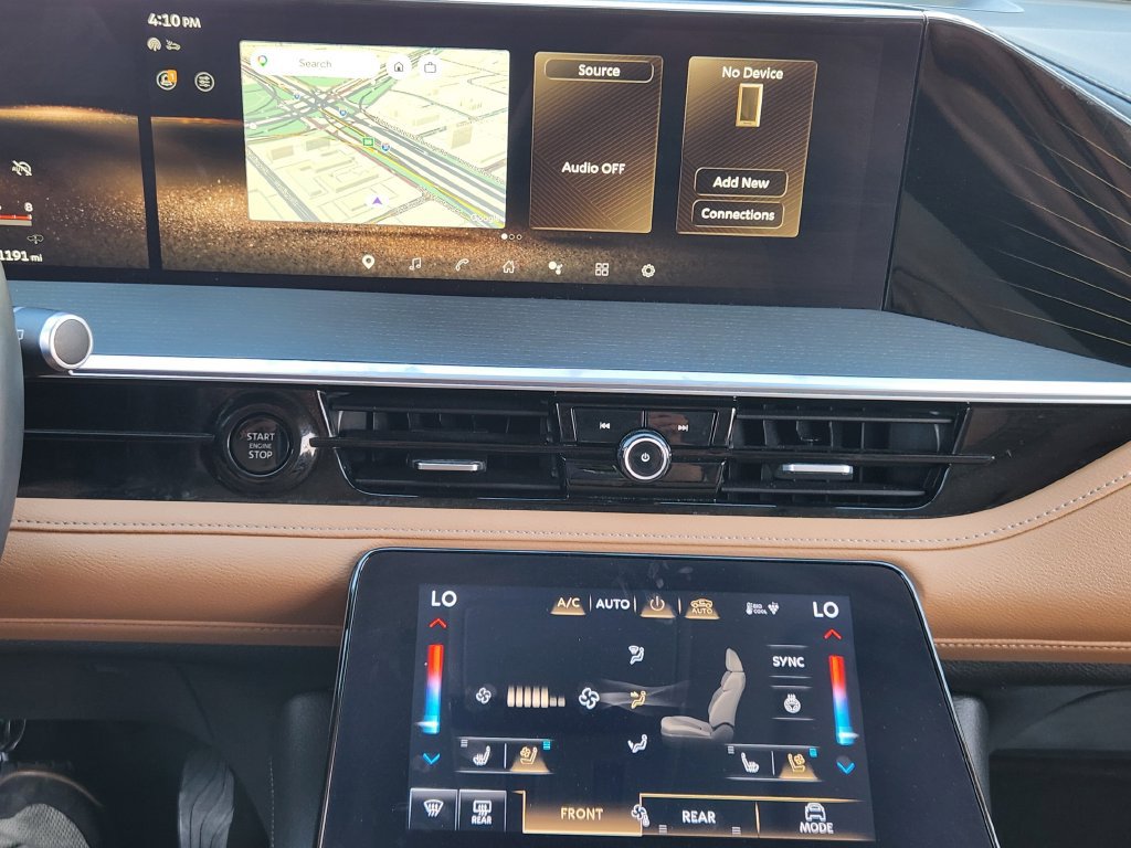 Used 2025 INFINITI QX80 Sensory w/ Exterior Package AWD/4WD image 17