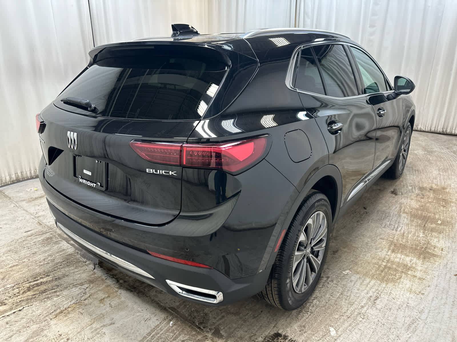 Certified 2025 Buick Envision Preferred image 10