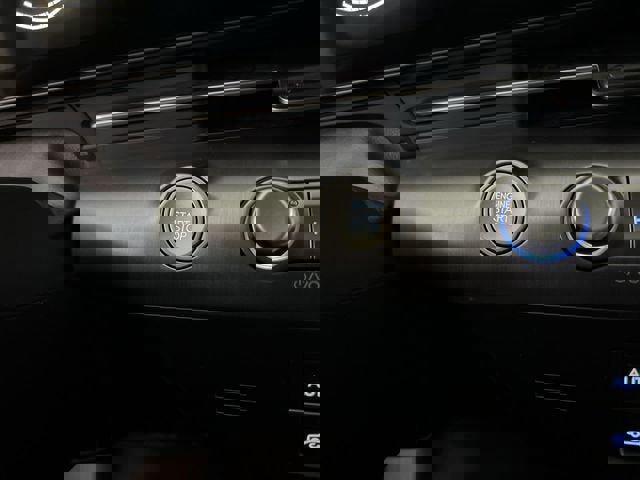 Used 2025 Hyundai Kona SEL image 16