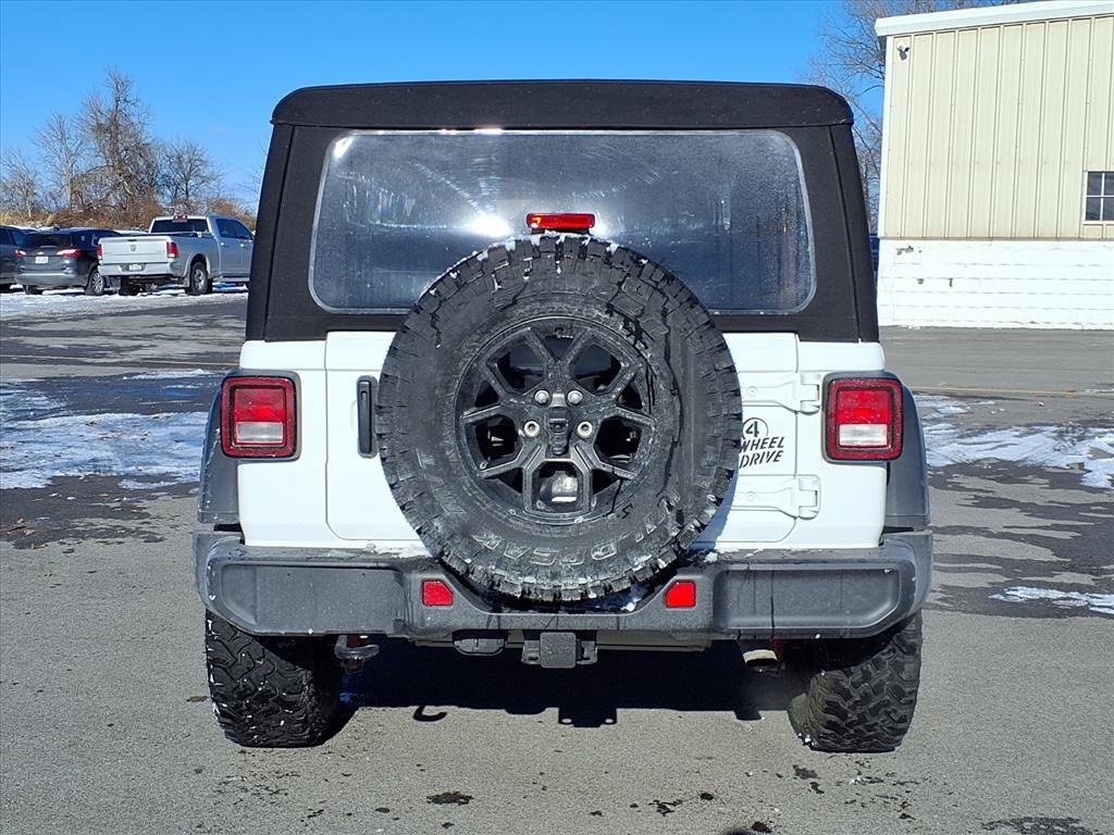 Used 2024 Jeep Wrangler Willys image 31