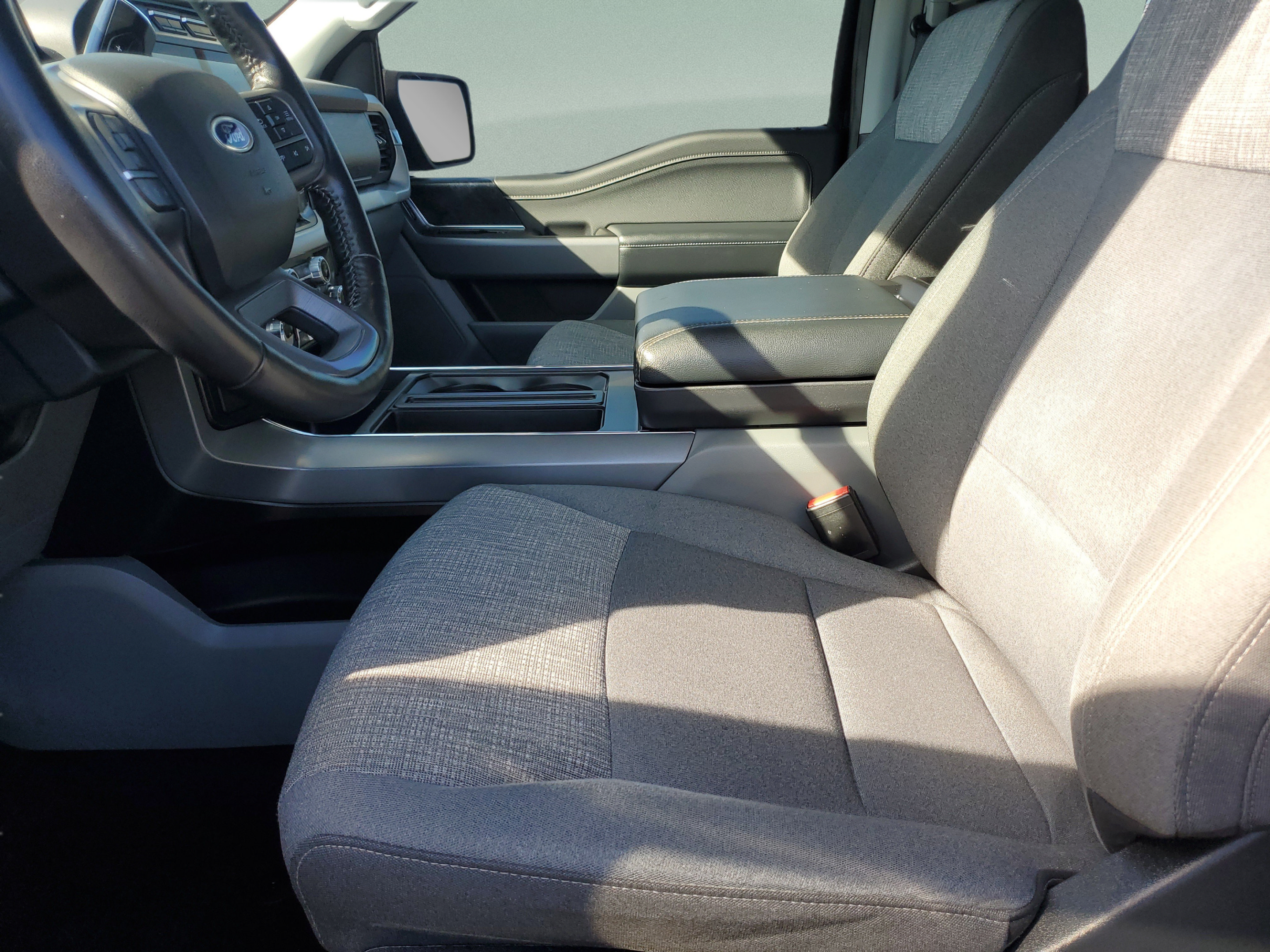 Used 2022 Ford F150 XLT w/ Equipment Group 302A High AWD/4WD image 14