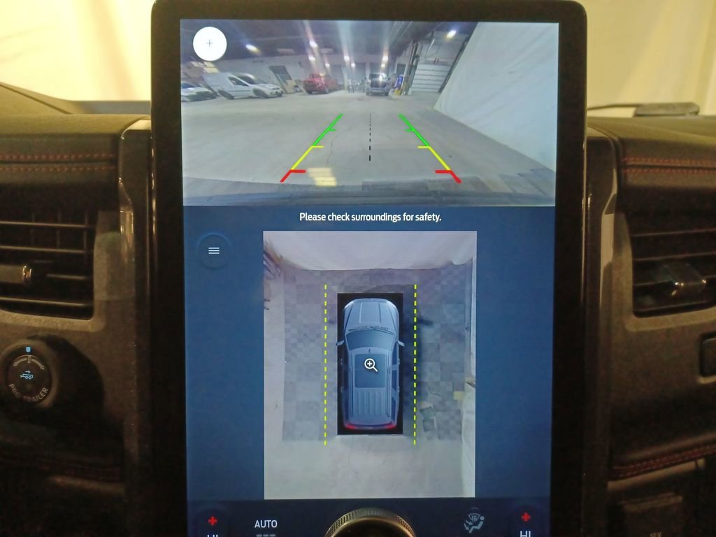 Used 2022 Ford Expedition Max Limited image 24