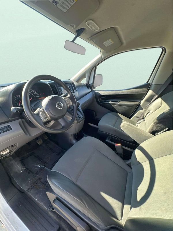 Used 2013 Nissan NV200 SV w/ Technology Pkg image 10