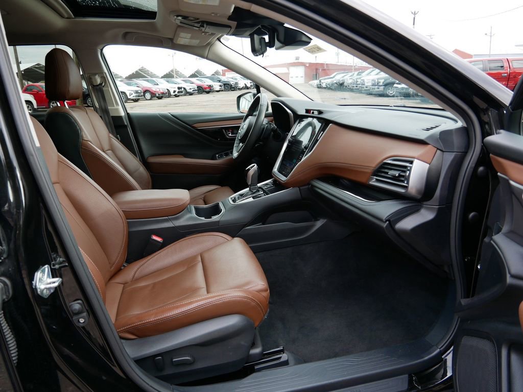 Used 2024 Subaru Outback Touring XT w/ Popular Package #2 AWD/4WD image 8