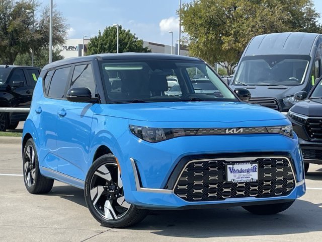 Used 2024 Kia Soul GT-Line FWD image 2