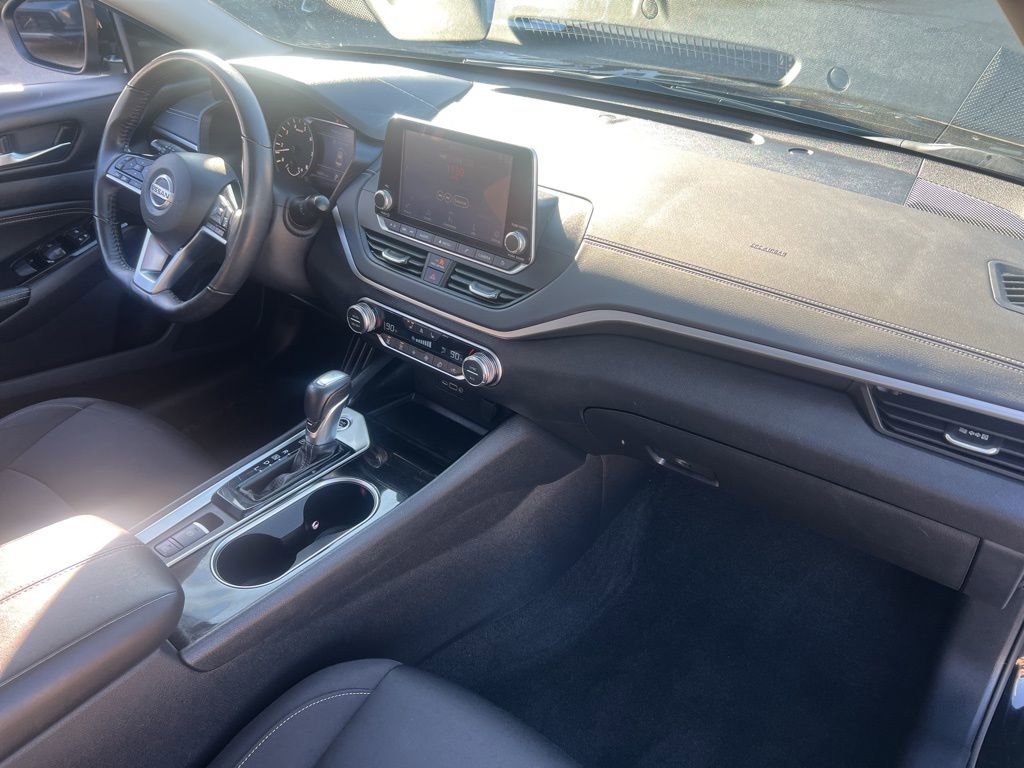 Used 2020 Nissan Altima 2.5 SV image 22