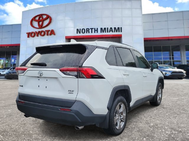 Used 2024 Toyota RAV4 XLE w/ Convenience Package AWD/4WD image 4