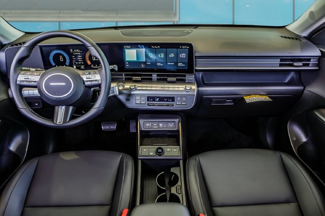 New 2026 Hyundai Kona SEL Premium FWD image 10