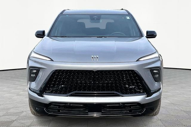 Used 2025 Buick Enclave Sport Touring image 2