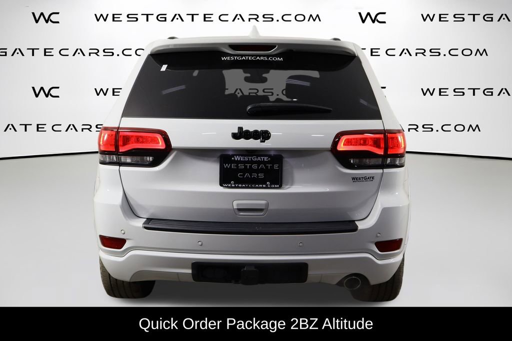 Used 2020 Jeep Grand Cherokee Altitude image 4