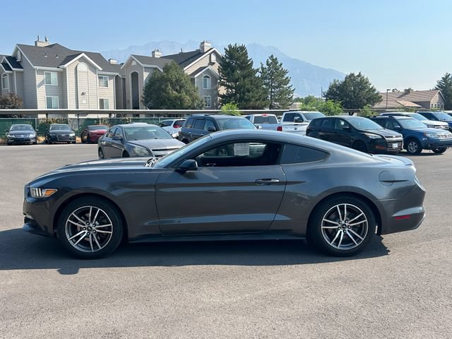 Used 2016 Ford Mustang Coupe RWD image 6
