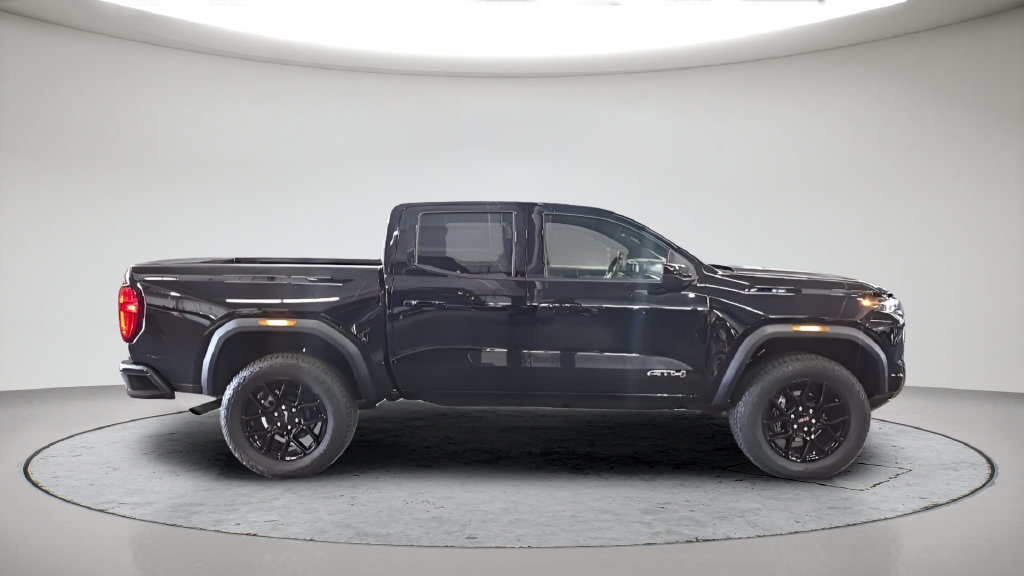 Used 2025 GMC Canyon AT4 AWD/4WD image 8