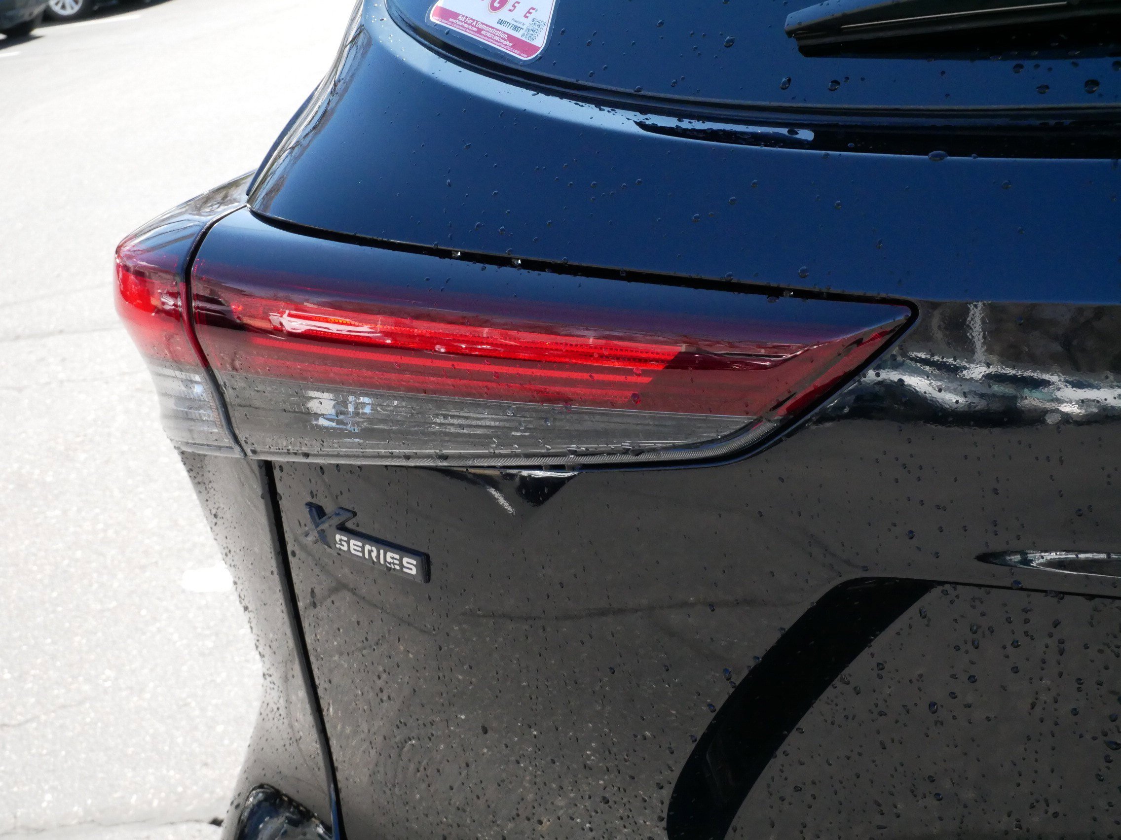Certified 2026 Toyota Highlander XLE AWD/4WD image 17