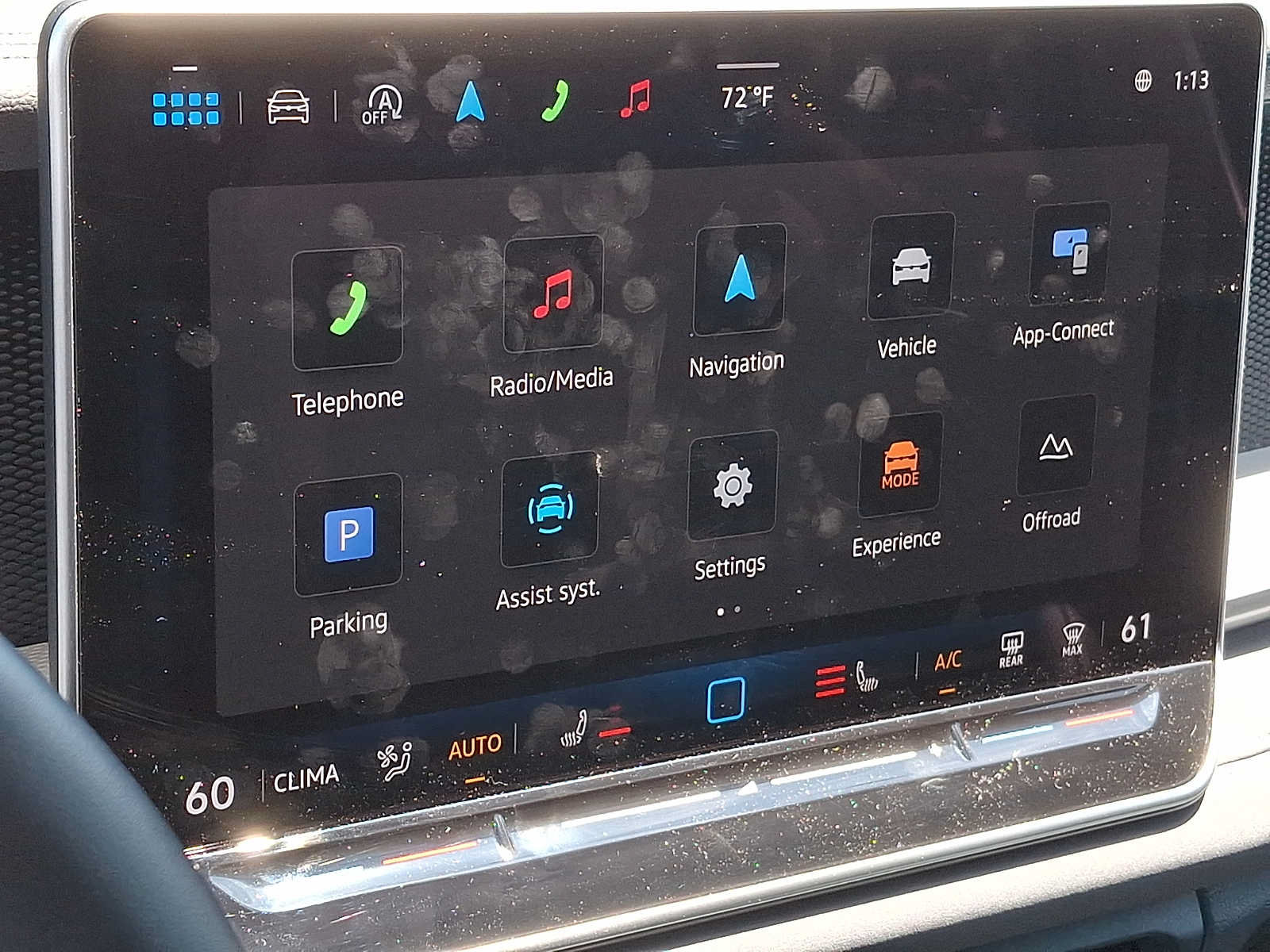 Used 2025 Volkswagen Tiguan SE w/ Panoramic Sunroof Package AWD/4WD image 16