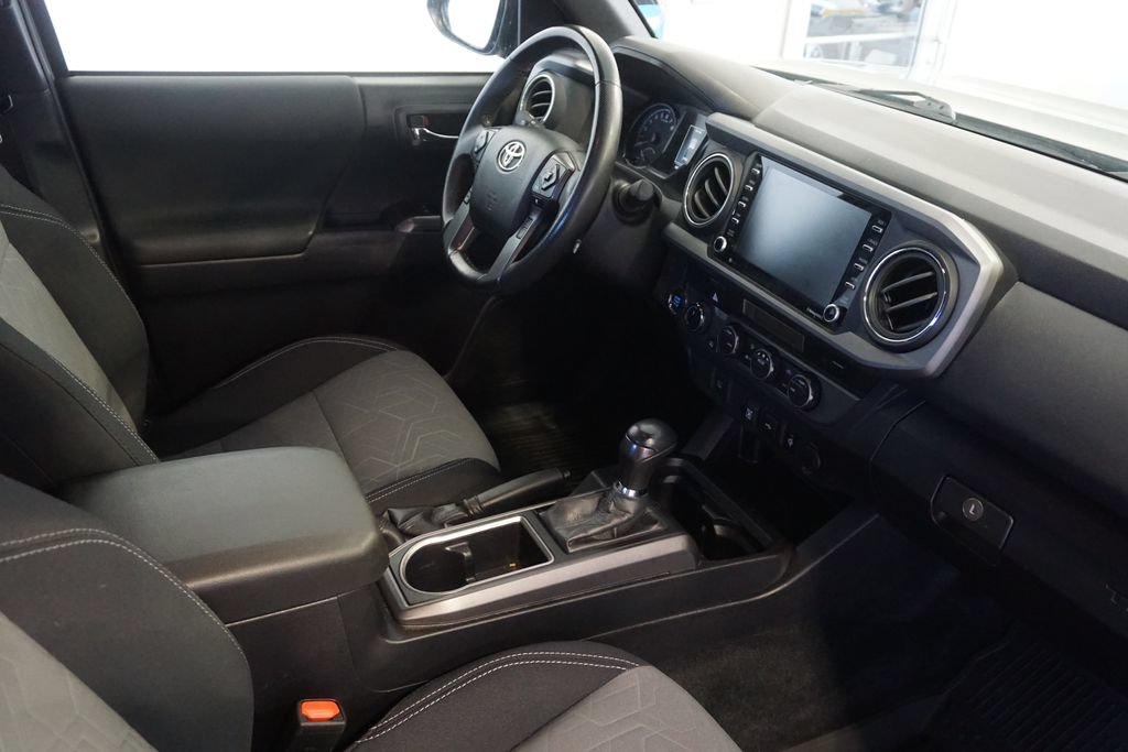 Certified 2023 Toyota Tacoma TRD Sport AWD/4WD image 22