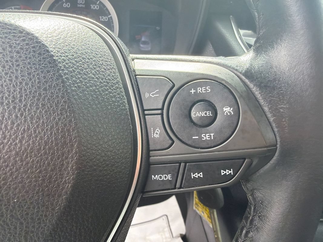 Used 2021 Toyota Corolla SE FWD image 22
