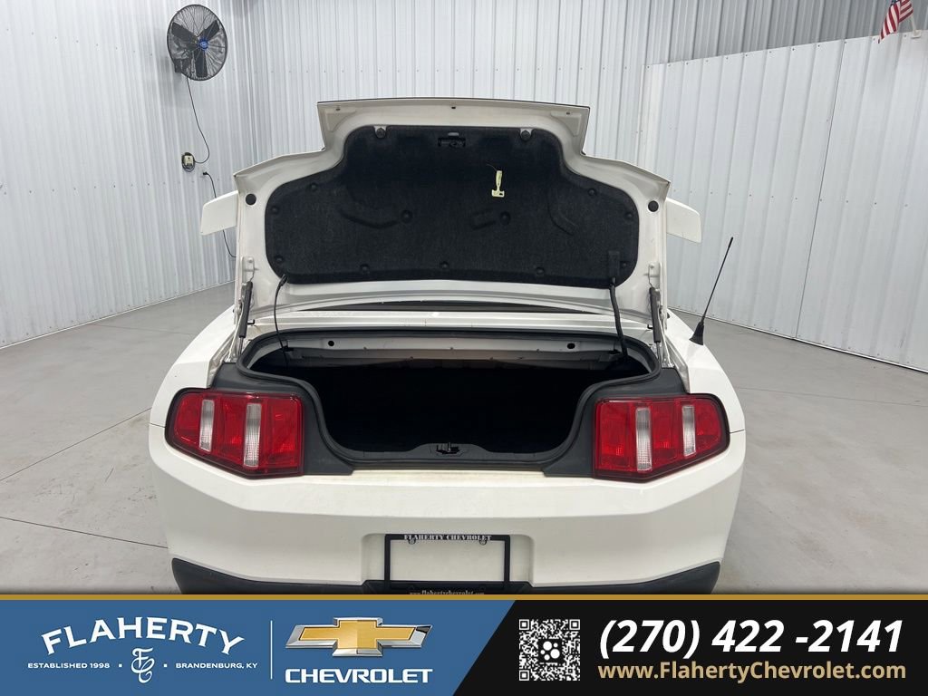 Used 2010 Ford Mustang GT RWD image 16