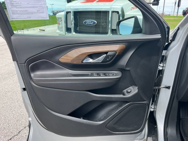 Used 2020 GMC Terrain SLE w/ Driver Convenience Package FWD image 10