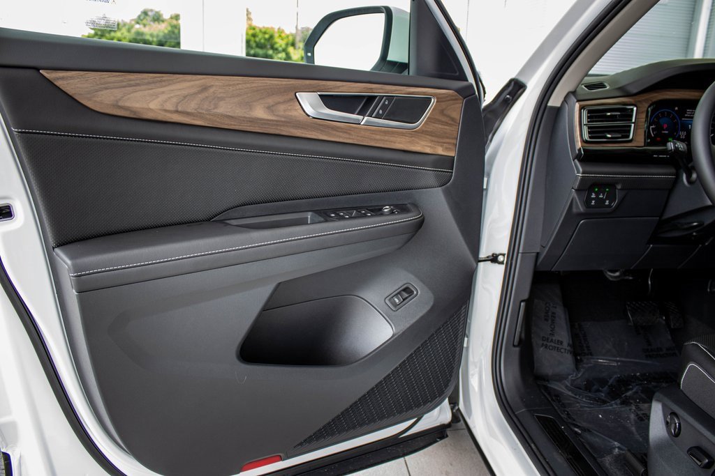 New 2026 Volkswagen Atlas SE image 25