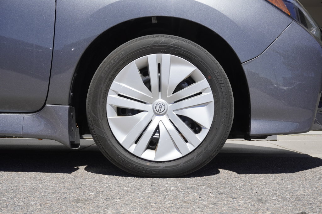 Used 2025 Nissan Leaf S FWD image 35