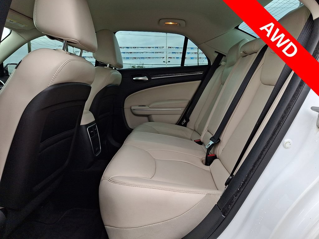 Used 2015 Chrysler 300 Limited w/ Driver Convenience Group AWD/4WD image 10