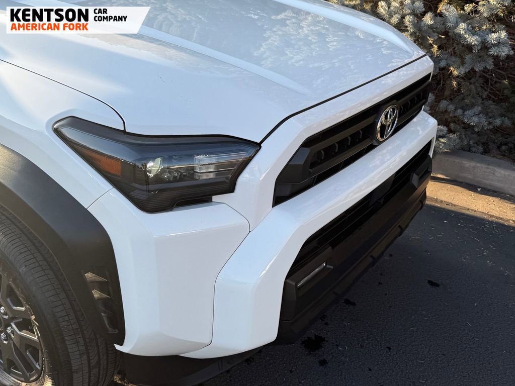 Used 2025 Toyota 4Runner SR5 image 15