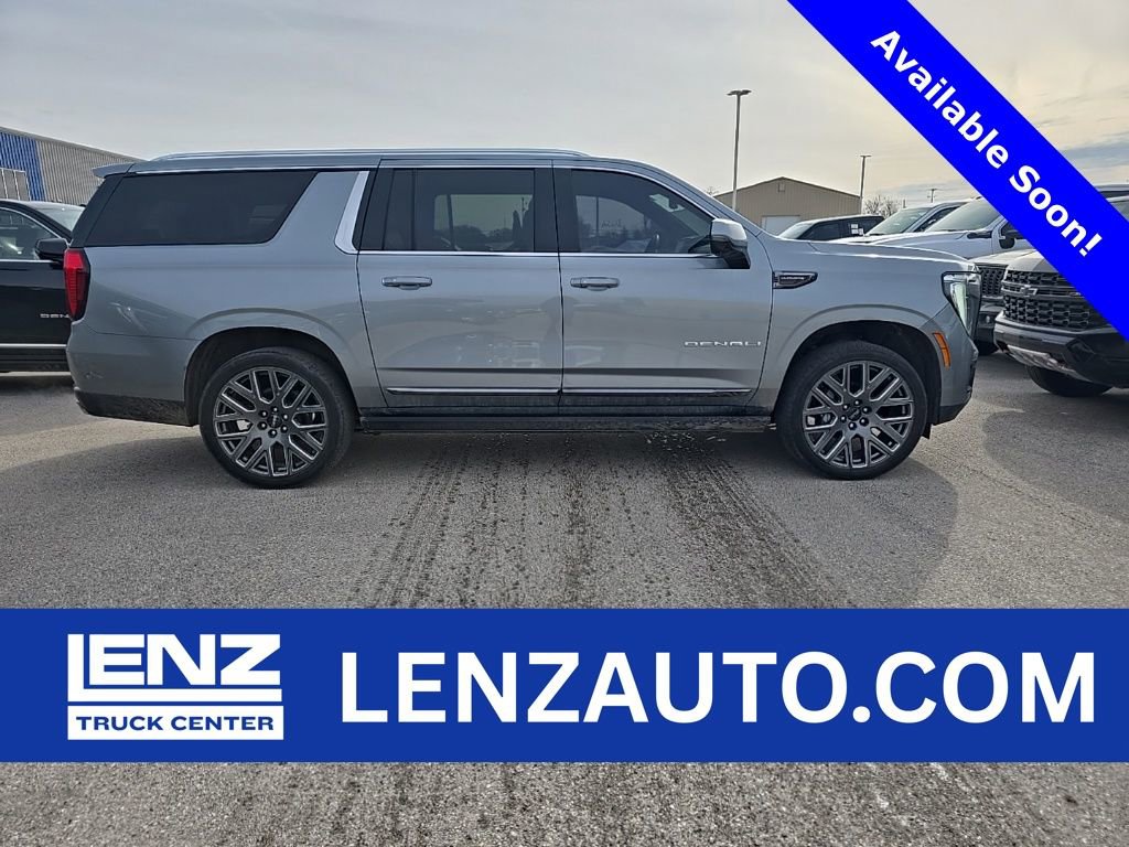 Used 2025 GMC Yukon XL Denali Ultimate image 1