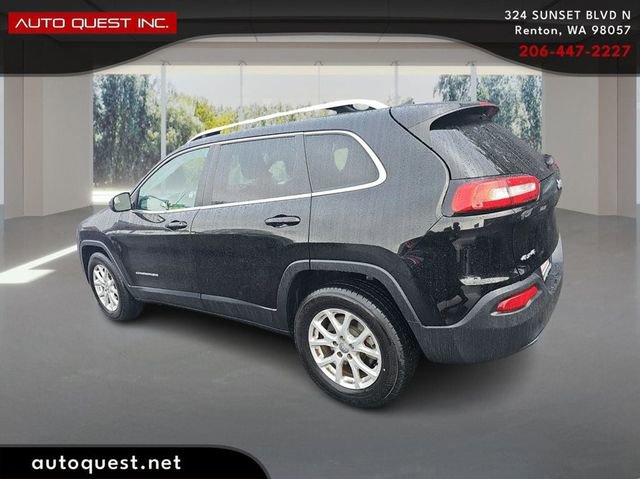 Used 2017 Jeep Cherokee Latitude w/ Comfort & Sound Group image 7