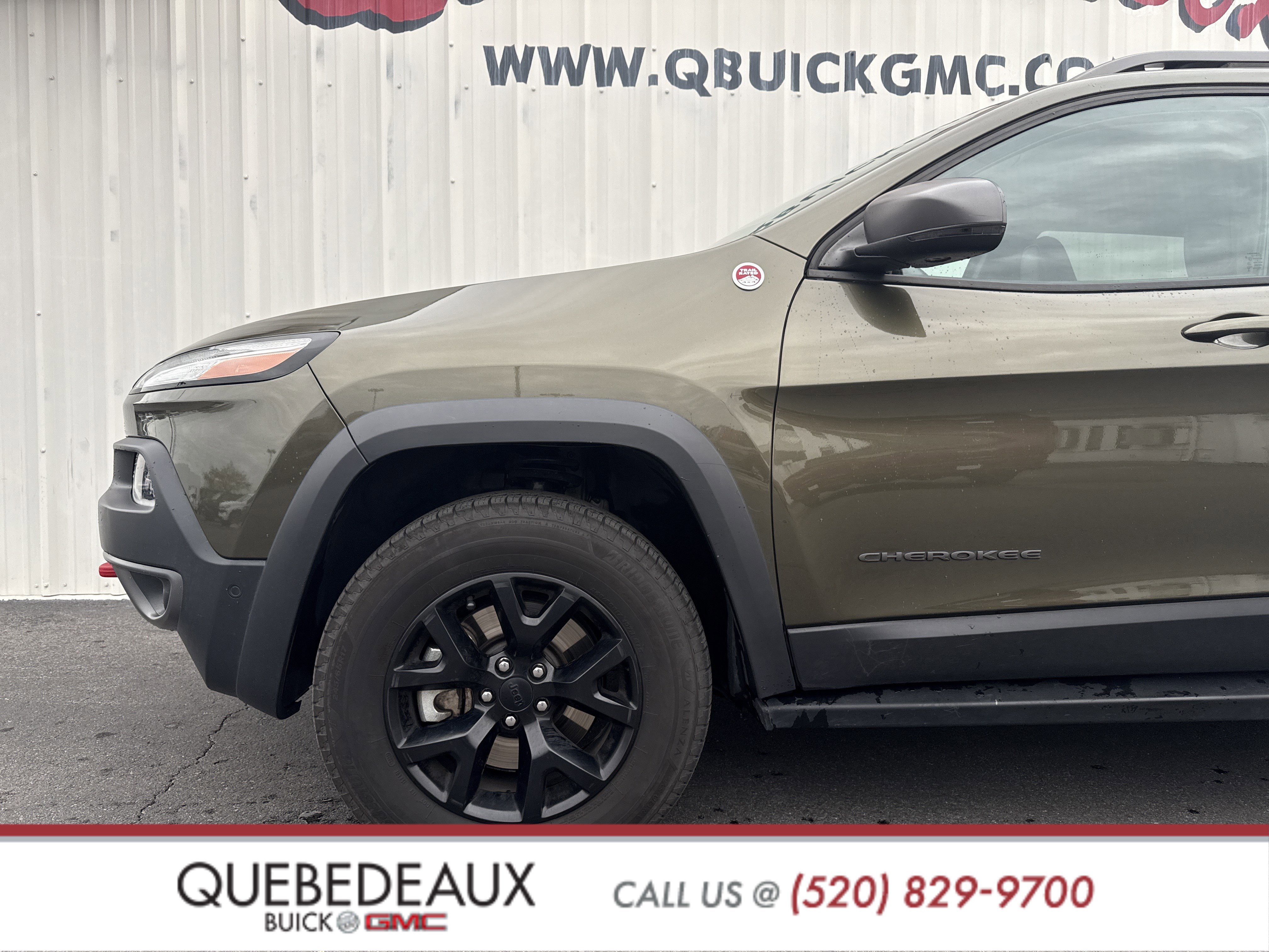 Used 2016 Jeep Cherokee Trailhawk w/ Comfort/Convenience Group image 4