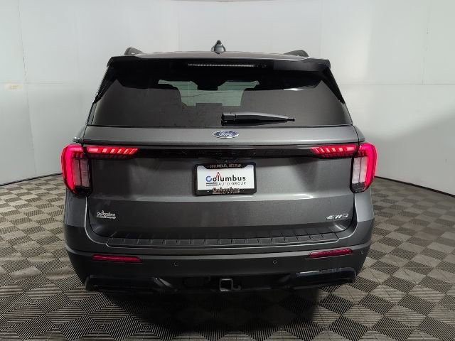 New 2026 Ford Explorer ST-Line w/ ST-Line Street Pack image 5