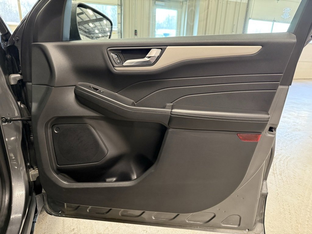 Certified 2022 Ford Escape SEL image 13