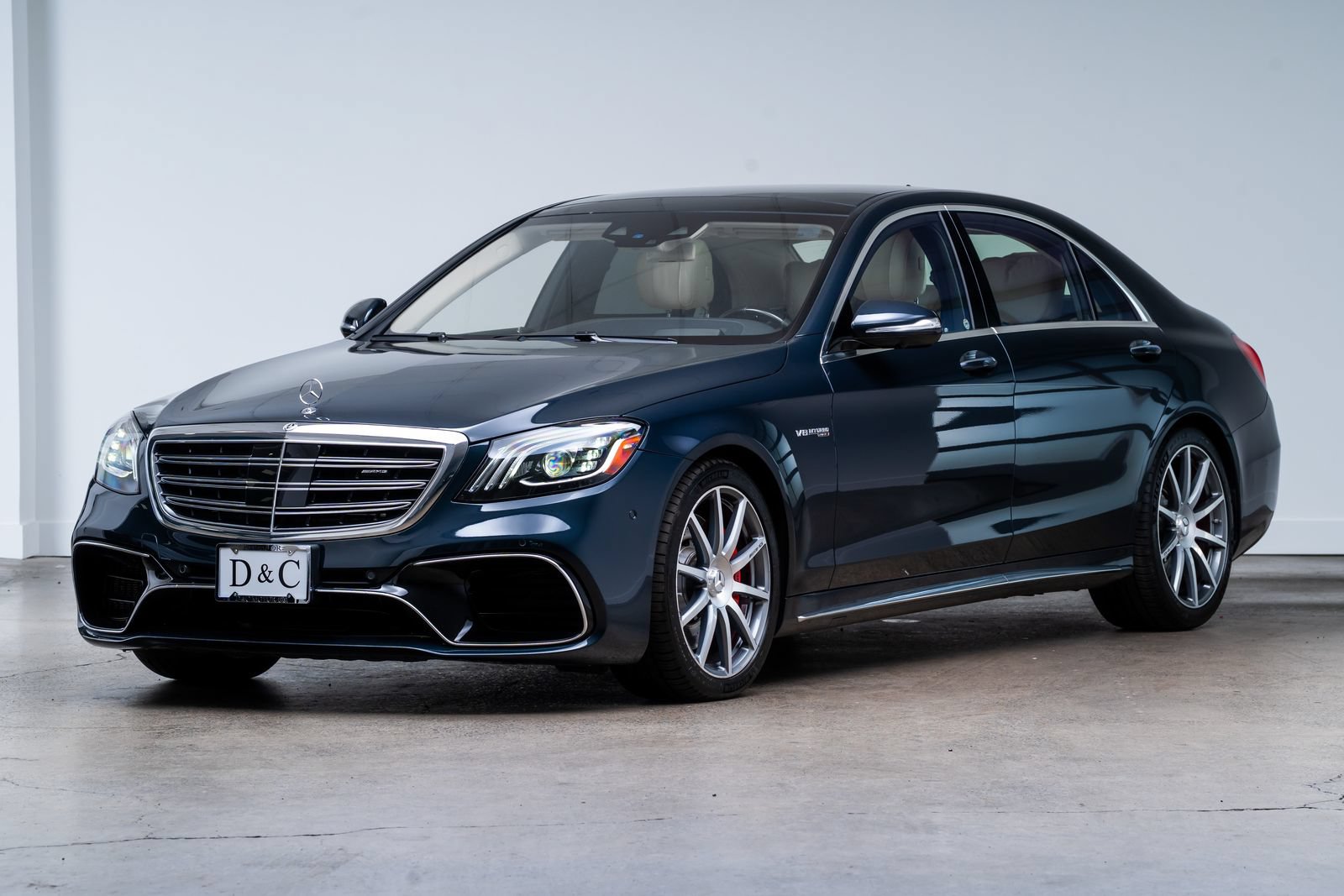 Used 2019 Mercedes-Benz S 63 AMG S 4MATIC Sedan image 3