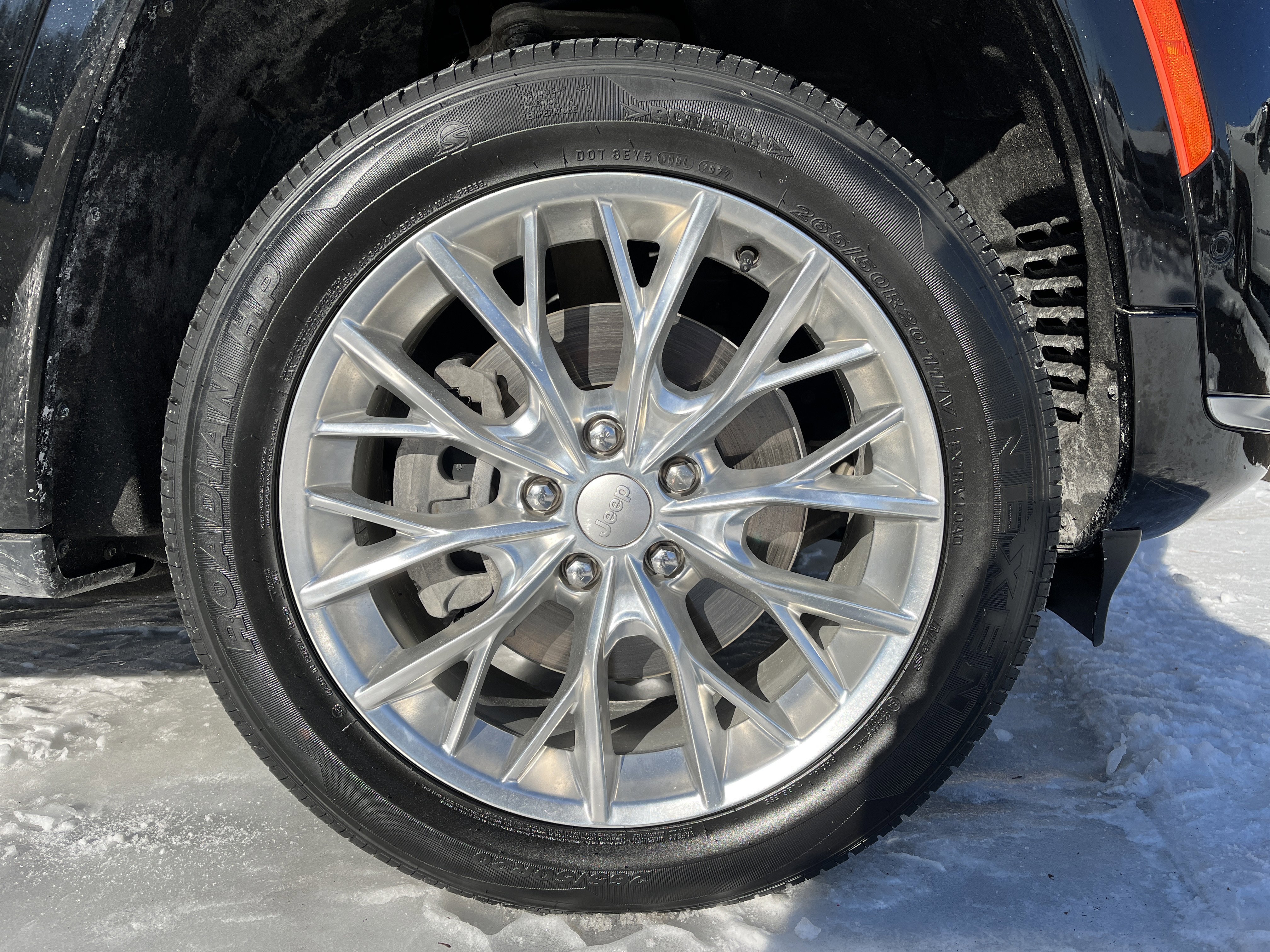 Used 2021 Jeep Grand Cherokee L Summit w/ Luxury Tech Group V image 13