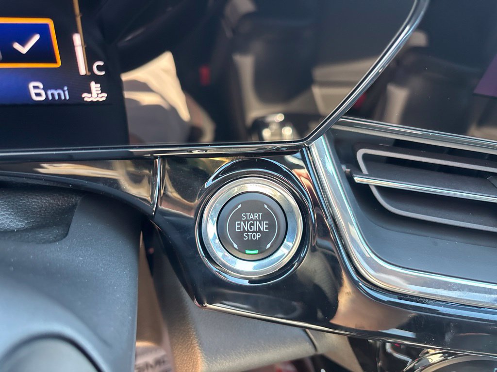 New 2026 Chevrolet Trax RS w/ Sunroof Package FWD image 18