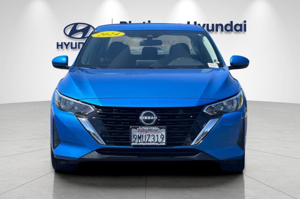 Used 2024 Nissan Sentra SV FWD image 9