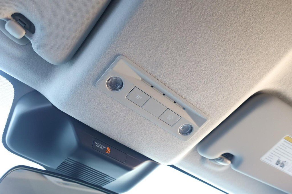 New 2026 Nissan Kicks SV image 17