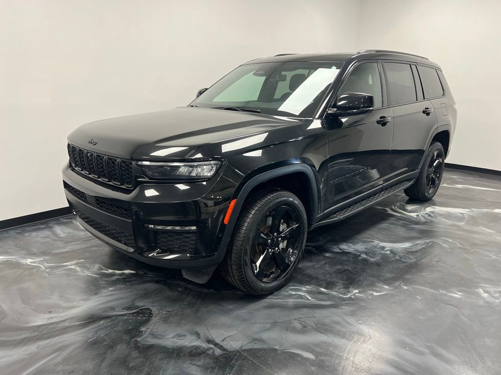 Used 2024 Jeep Grand Cherokee L Limited w/ Luxury Tech Group II image 18