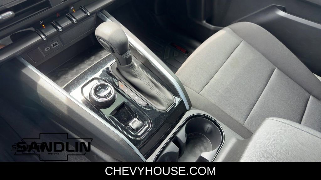 Used 2023 Chevrolet Colorado Trail Boss w/ Technology Package AWD/4WD image 39