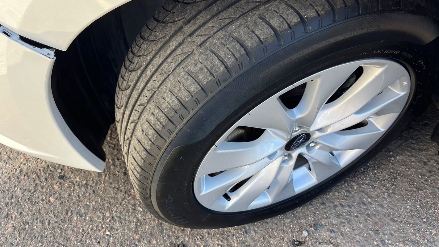 Used 2017 Subaru Legacy 2.5i Premium AWD/4WD image 22